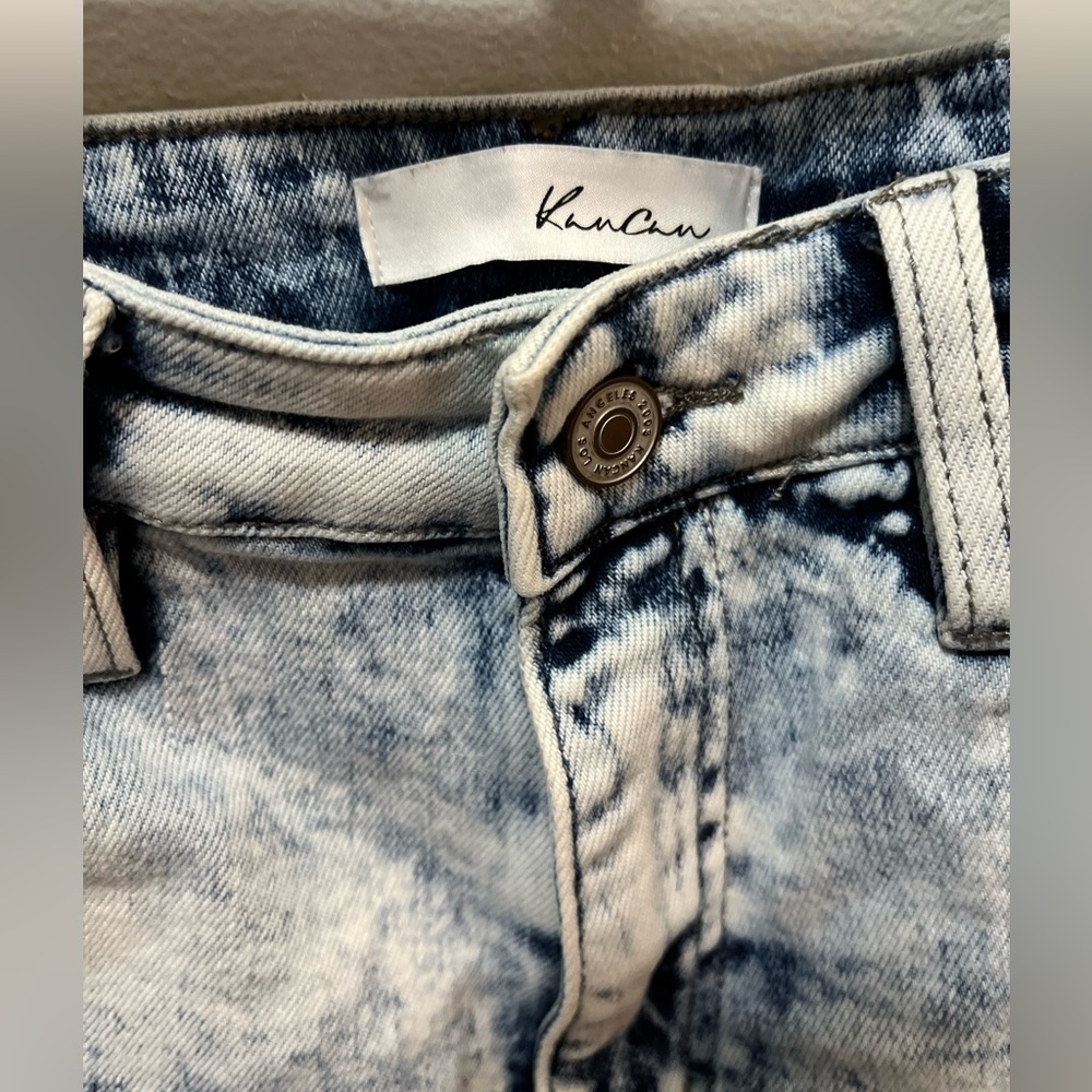 Ladies KanCan distressed jean shorts